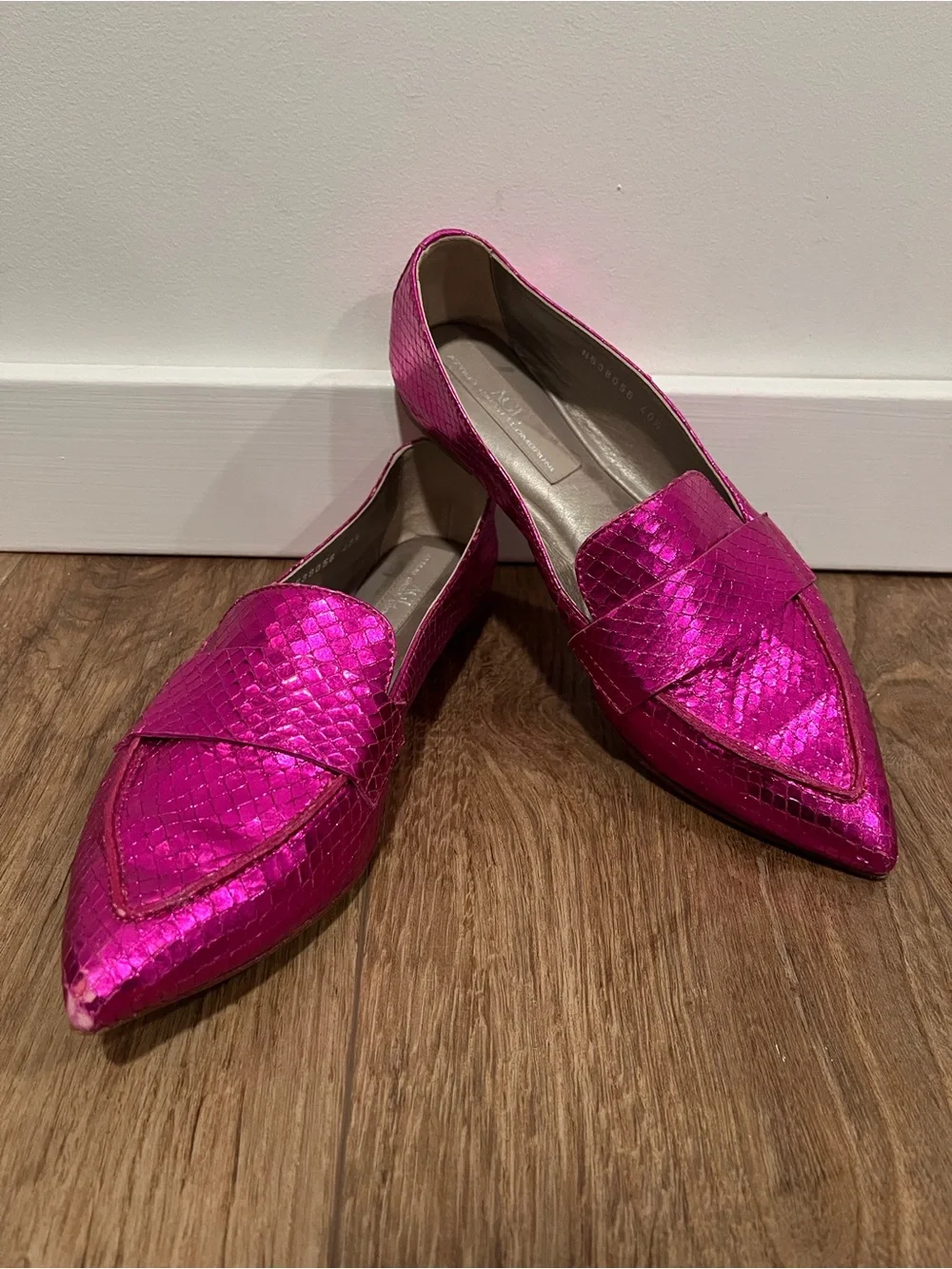 AGL softy pointy toe moccasin loafer Fuschia snake - Picture 3 of 16